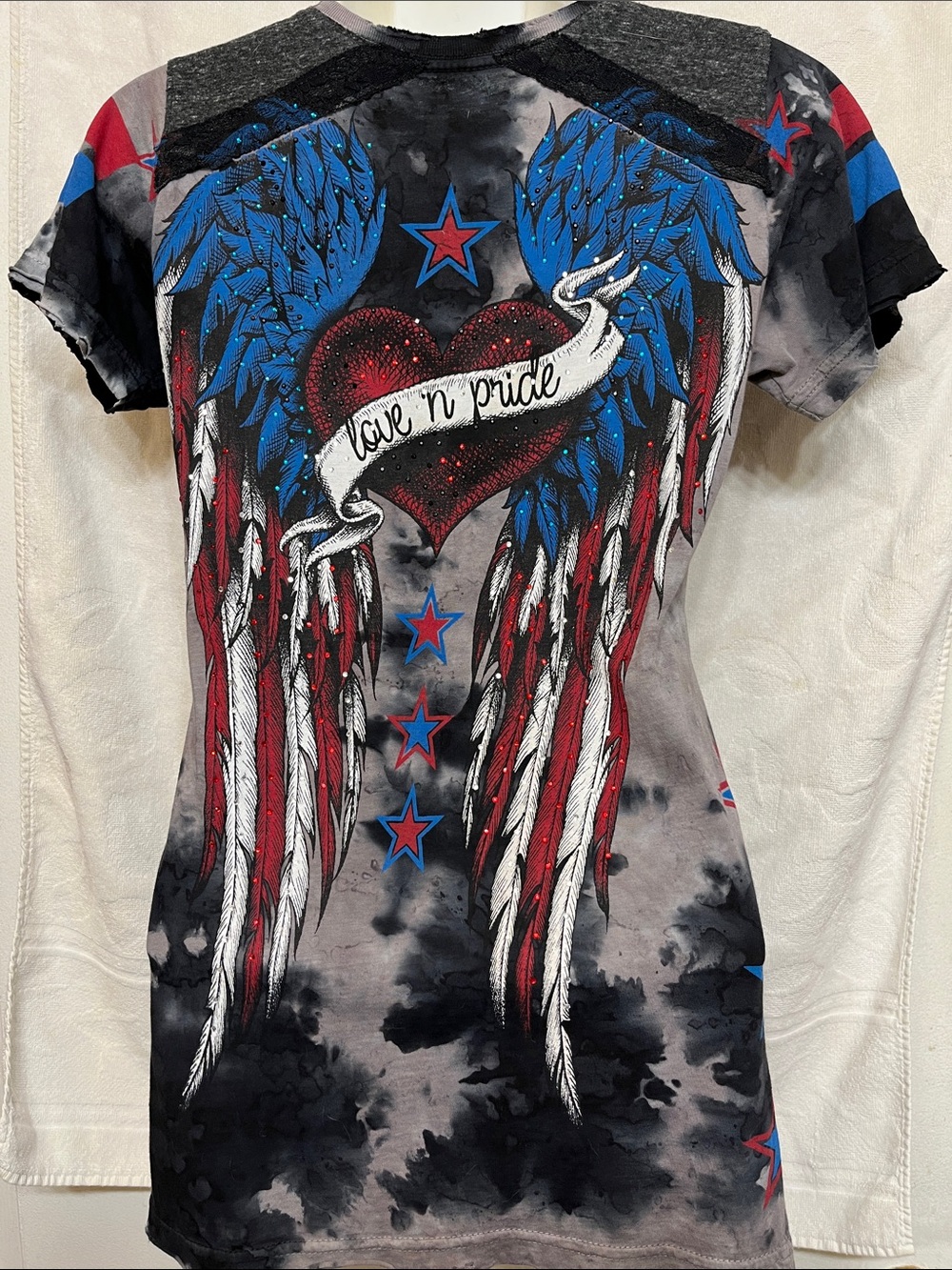 ❤️🤍💙SINFUL TYE DYE LOVE & PRIDE TOP❤️🤍💙